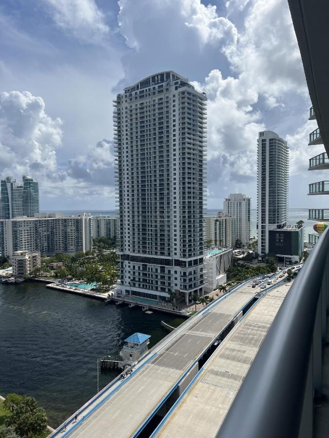 23Rd Floor Luxury & Spacious Beachwalk Resort Apartment With Amazing View Холандейл Бийч Екстериор снимка