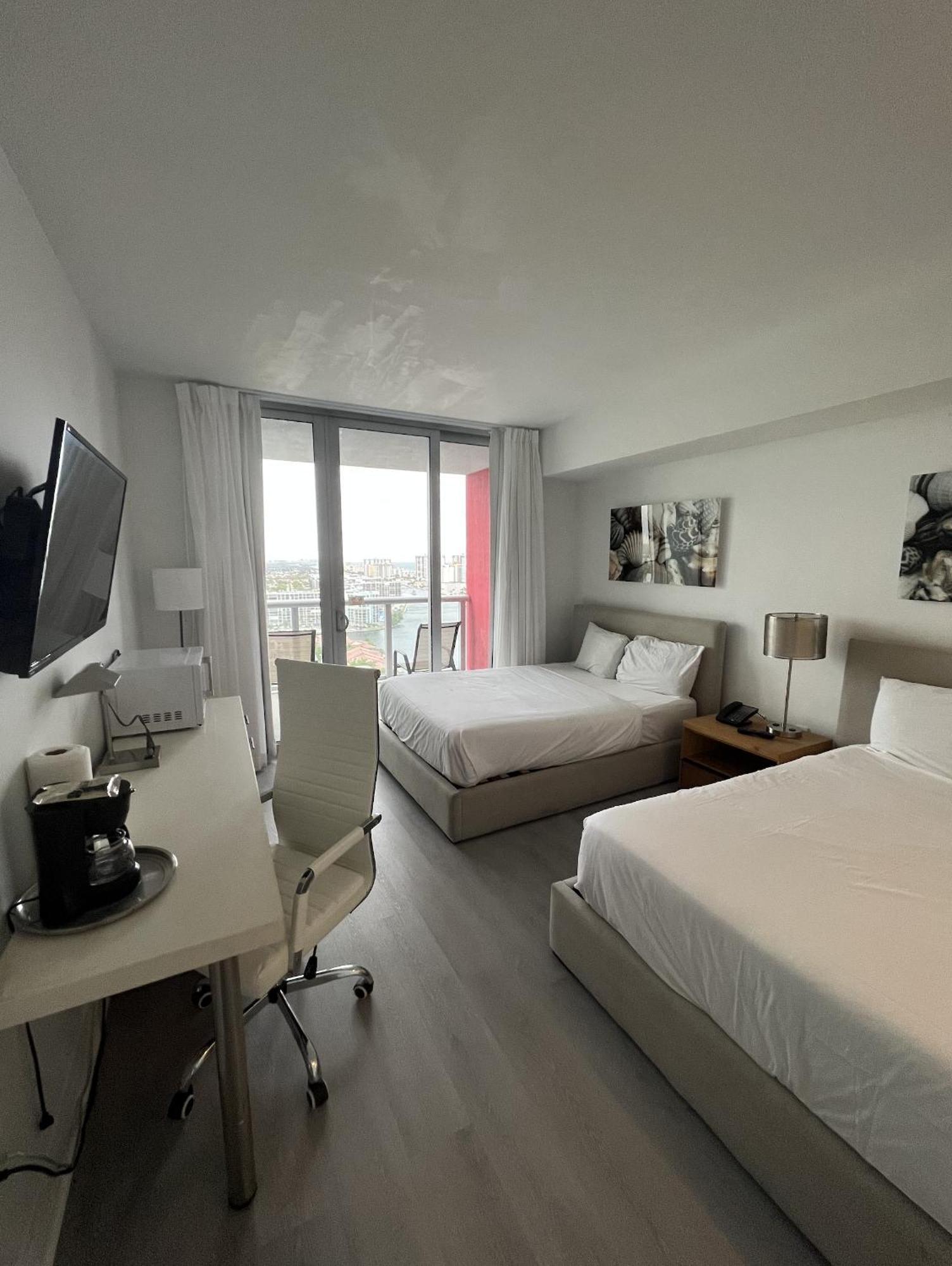 23Rd Floor Luxury & Spacious Beachwalk Resort Apartment With Amazing View Холандейл Бийч Екстериор снимка